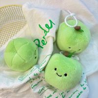 Porte-clés en peluche pomme verte mignonne, poupée en peluche fruitée Kawaii personnalisée, pendentif de sac en coton doux, breloque de sac à dos, cadeau pour enfants
