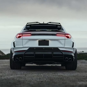 ชุดแต่ง URUS รุ่นใหม่ สไตล์ R ประกอบด้วยลิ้นหน้า สเกิร์ตข้าง ดิฟฟิวเซอร์ สปอยเลอร์ ซุ้มล้อแบบไวด์บอดี้ และฝากระโปรง - Product Image 4