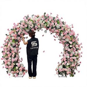 Arco de Boda Moderno Hecho a Mano, Ecológico, con Diseño Largo, Rosas Artificiales de Seda, Tamaño Personalizable - Product Image 1