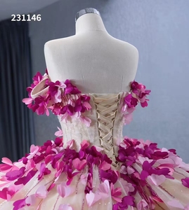 Mooie Off Shoulder Quinceanera Lieverd Hals Pofmouwen Appliqueert Tule Formele Prom Prinses Baljurken