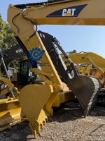 Excavatrice d'occasion Caterpillar CAT 325D2L d'origine, en excellent état, efficace et fiable, à vendre sur Arena Para Gatos