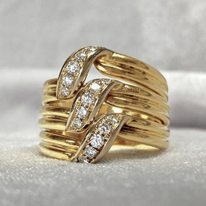 Anello con Design a Più Strati, Stile Elegante, Anello da Dito per Donne - Product Image 1