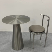 Ensemble de table à manger moderne de luxe en acier inoxydable argenté brossé de haute qualité pour les fêtes de cuisine restaurants hôtels
