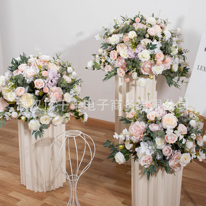 FB002 Vente en gros d'usine Boule de fleurs bleues en tissu avec feuilles vertes pour centres de table de mariage et décorations de mariage - Product Image 1