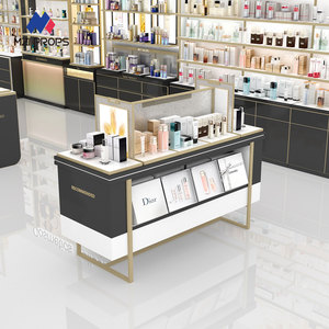 Espositore di Lusso Nero e Oro a Più Livelli per Profumi, Vetrina Cosmetica per Negozi e Boutique - Product Image 2