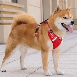 <span class=keywords><strong>Harness</strong></span> Anjing Motif Garis Sport Mewah Bahan PET, Ukuran Sedang, Dapat Disesuaikan, Bernapas, Reflektif, Model Step, Set Tali Anti Tarik - Product Image 5
