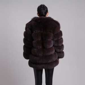 QIUCHEN- QC5073 nuovo arrivo <span class=keywords><strong>cappotto</strong></span> da donna in vera <span class=keywords><strong>pelliccia</strong></span> <span class=keywords><strong>di</strong></span> volpe <span class=keywords><strong>di</strong></span> alta qualità <span class=keywords><strong>con</strong></span> <span class=keywords><strong>maniche</strong></span> lunghe <span class=keywords><strong>con</strong></span> colletto - Product Image 2