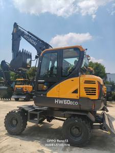 Excavatrice hydraulique sur roues Hyundai HW60ECO neuve de haute qualité, peinture d'origine, petite machine de chantier municipale sur site - Product Image 6