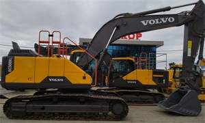 Excavatrice Volvo EC210DL d'occasion à prix avantageux, en bon état, EC200 et EC240 à vendre - Product Image 2