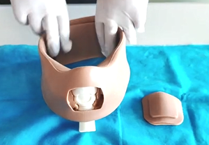 Mannequin de science médicale anatomique de modèle de gestion des voies respiratoires en PVC portable pour l'utilisation de l'école de formation d'infirmière-<span class=keywords><strong>Crico</strong></span>-ponction thyroïdienne - Product Image 3