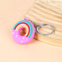 Nouveauté : Porte-clés PVC arc-en-ciel coloré, breloques 3D en forme de donuts, accessoires de sac, cadeau pour ami