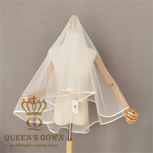 QUEENS GOWN Derniers accessoires de robe de mariée Élégance simple Voiles de mariée courts en tissu de maille - Product Image 1