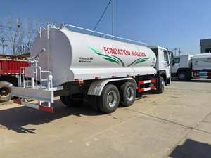 205 nouveau chariot d'arrosage de haute qualité 12000L avec châssis d'empattement de 3950mm 12 arroseur cubique - Product Image 4