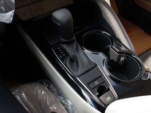 Toyota CamryS 2018, 2.0L Gasolina, Sedán, Transmisión Automática, Cómodo, Usado, para Exportación - Product Image 5