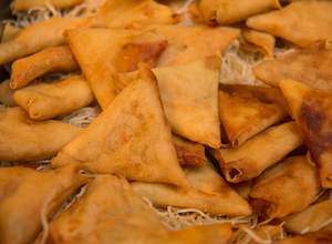 Chất Lượng Tốt Nhất Iqf Cà Ri Trigon 12.5 gam/cái Đông Lạnh Cà Ri Trigon Đông Lạnh Nấu Chín Wheaten Thực Phẩm - Product Image 3