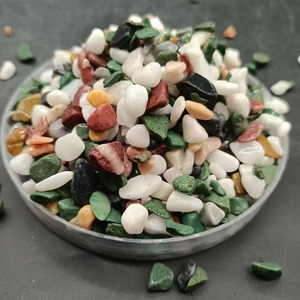 Revêtement de sol en résine époxy à granulats apparents, galets colorés, pierres lavées à l'eau, pavage de cour, gravier arrondi, roches - Product Image 6