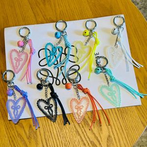 Bán Buôn Sáng Trái Tim Ren Keychain Với Tua Sợi Dây Thừng Và Chuông Đa Màu Sắc Nhựa Tình Yêu Keyring Hợp Thời Trang Cô Gái Túi Quyến Rũ - Product Image 1