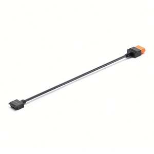 Cable de Carga Rápida DJPower SDC a DJMatrice Serie 4, Proporciona hasta 200W, Longitud 40cm, para Accesorios de Dron DJMatrice 4T/4E - Product Image 4