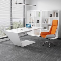 Combinaison moderne de grandes chaises de bureau pour le patron Finition simple et créative en MDF durable