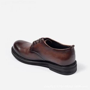 Chaussures en cuir élégantes pour hommes, décontractées et formelles, en cuir de vache véritable, surface vernie brillante, mocassins - Product Image 2