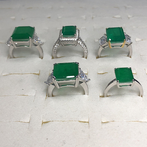 Bộ Nhẫn Cưới Bạc Sterling 925 Cho Nữ, Nhẫn Đính Hôn Đá Ngọc Lục Bảo Màu Xanh Lá Cây Hình Vuông Cho Nữ - Product Image 4