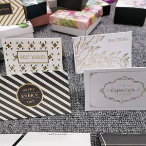 Impresión de logotipo personalizado de alta calidad Tarjeta de agradecimiento Apto para pequeñas empresas Impreso en cartón de papel elegante con su propio diseño - Product Image 1