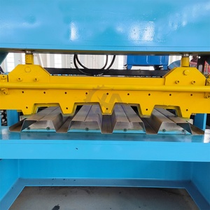 Máquina Automática para Formar Paneles de Suelo/Tarima con Control PLC y Bomba, Fácil Operación - Product Image 3