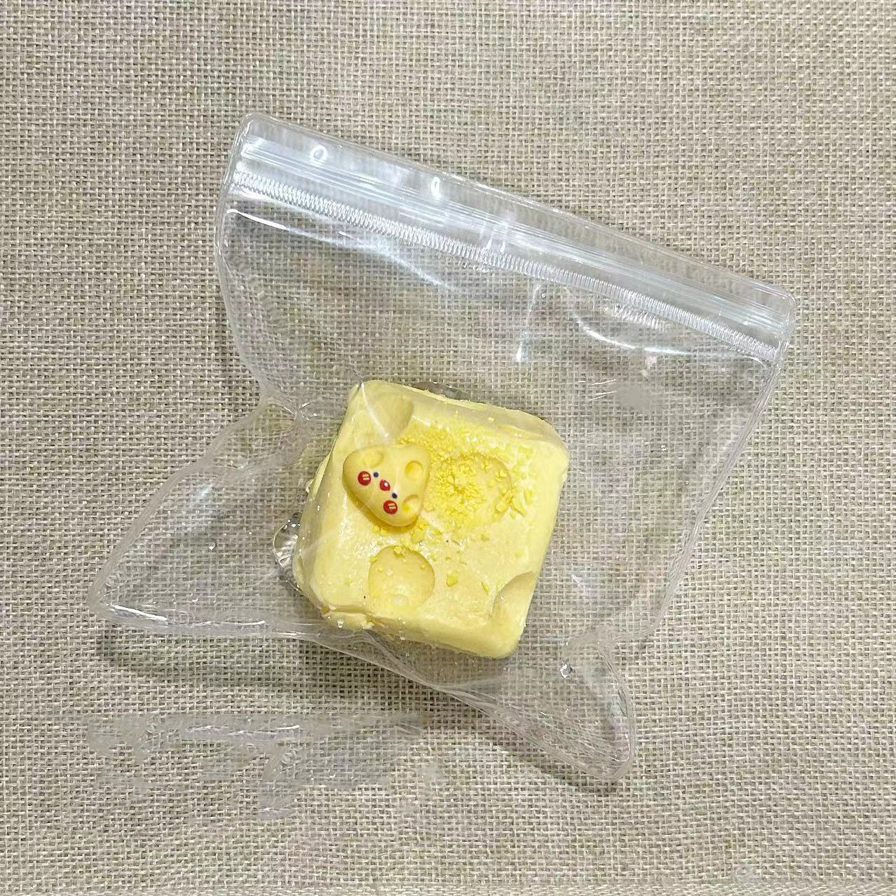 20766-สควอชชีสสี่เหลี่ยม[6*6*6ซม. 110ก.]