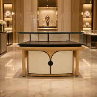 Vitrines à bijoux esthétiques haut de gamme avec éclairage LED personnalisées ; Présentoirs et vitrines à bijoux de luxe verrouillables