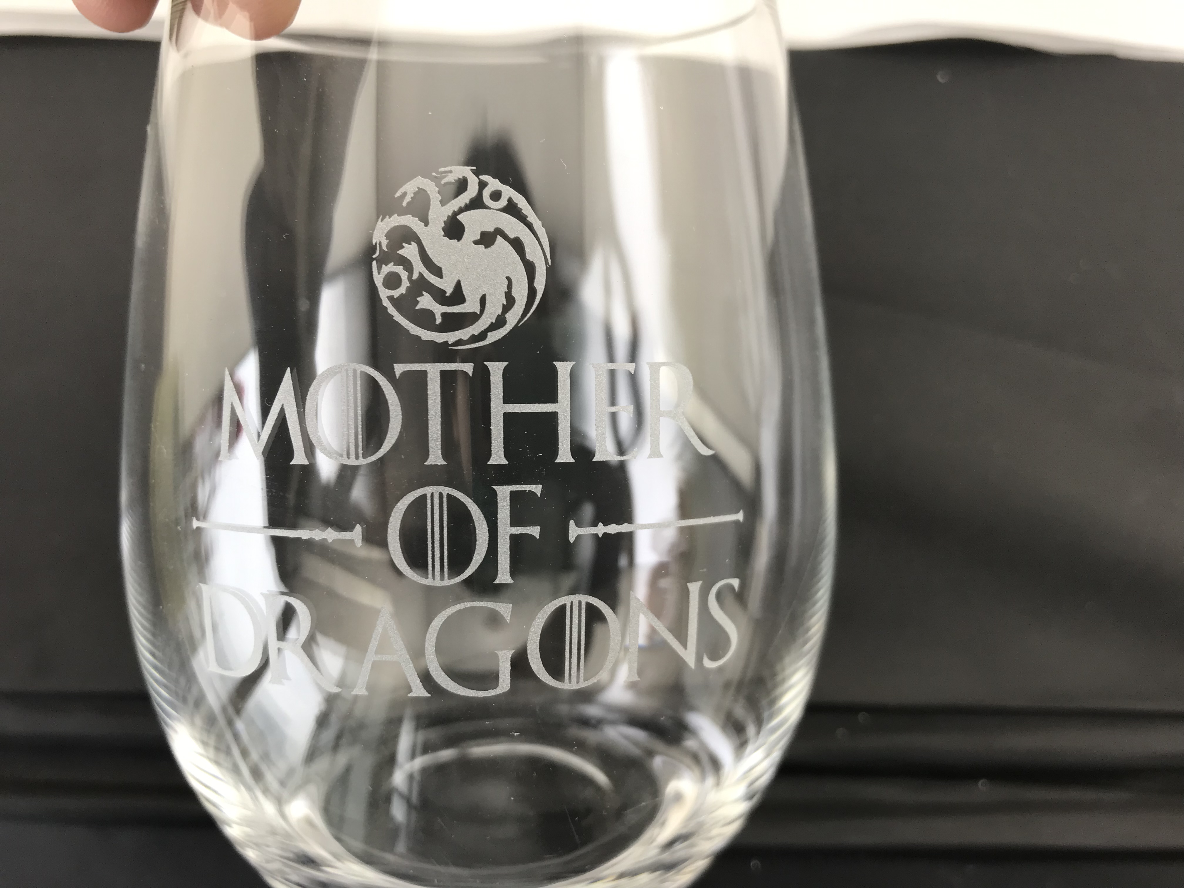 Hot Selling Customized 16 Ounce Stemless Wine Glass Tumbler with Etched DesignPopular