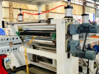 Línea de Producción de Tejas de Techo Glaseadas de Resina Sintética ASA PVC, Máquina Extrusora de Láminas de Techo Corrugadas Onduladas Anti-UV