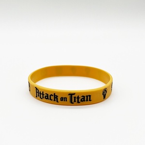 Bracelet Anime Attack on Titan Eren Levi <span class=keywords><strong>Mikasa</strong></span> Sports Silica Gel Bracelet Halloween <span class=keywords><strong>Cosplay</strong></span> Accessoires - Product Image 4