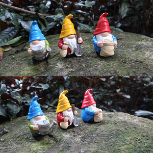 Set di 3 Polyresin ornamento nano senza volto in resina senza volto figurina nana Set per la decorazione del giardino delle fate - Product Image 3