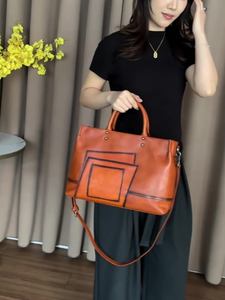 New Fashion Designer Crossbody <b>Bags</b> High Quality Genuine Leather Shoulder Messenger <b>Bag</b> Casual Totes Women Handbags and Purses - Product Image 2