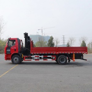 รถบรรทุกติดเครน FAW J6 4x2 ขนาด 10 ตัน 12 ตัน พร้อมบูมยืดไสลด์สำหรับขนส่งวัสดุ - Product Image 3