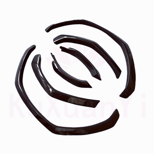 Amborghini-Rueda de fibra de carbono, kit de seis piezas para el cuerpo, barra delantera, borde lateral y difusor trasero - Product Image 1