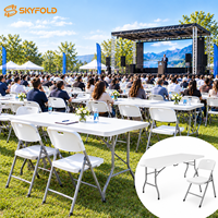 Ensemble de table et de chaises pliantes en plastique en gros avec pieds en métal pour les conférences, les festivals et la location d'événements en plein air