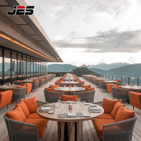 Juego de Muebles de Exterior de Madera Maciza Modernos y Lujosos con Sofá Impermeable para Uso en Restaurantes junto al Mar