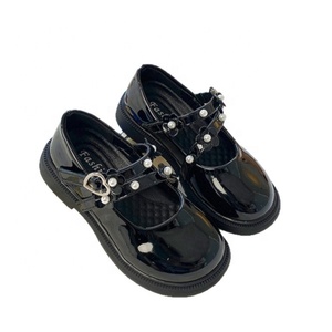 Scarpe in Pelle Lucida con Motivi Floreali per Bambine, Calzature da Principessa con Suola Morbida per Uso Quotidiano - Product Image 5