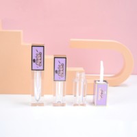 Tubes de brillant à lèvres carrés supérieurs holographiques dorés et violets vides de 3ml 5ml emballage de brillant à lèvres de luxe avec logo personnalisé