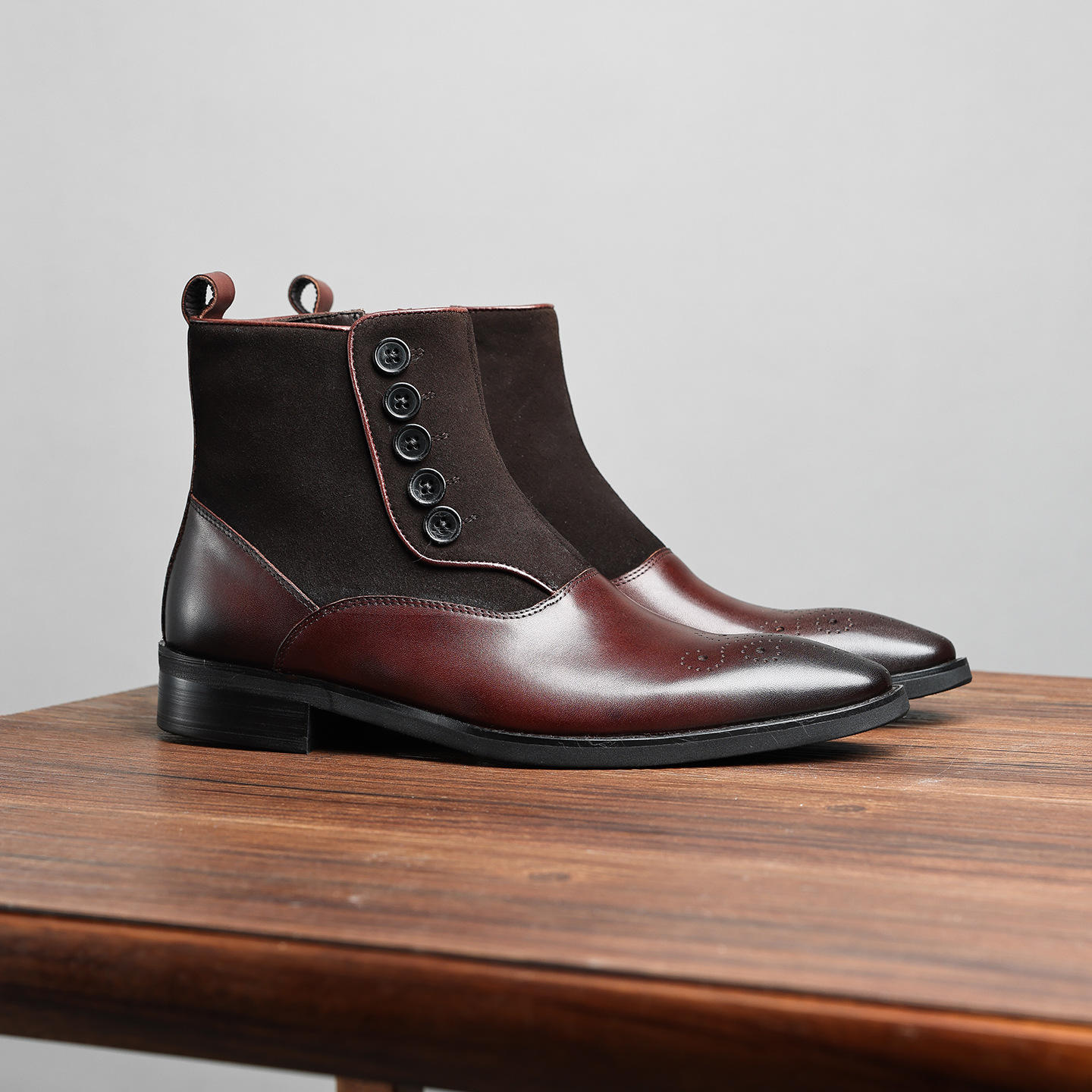 สีน้ำตาล