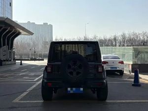 Jeep Wrangler <span class=keywords><strong>2021</strong></span> 2022 2023 de Segunda Mano con Personalización Interior, Gasolina, Lujo, Todoterreno, Automático - Product Image 5