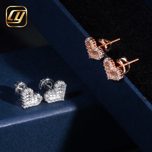 Boucles d'oreilles clous en moissanite en forme de cœur, serties de diamants, en argent S925, à visser, pour femmes et hommes, bijoux hip-hop - Product Image 3