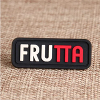 Étiquette de vêtement personnalisée 2D 3D, logo de marque, badge en caoutchouc pour club, patchs en silicone souple PVC à coudre ou thermocollants pour chapeaux et sacs