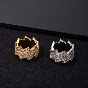 Cincin geometris zirkonia persegi tangga zirkon penuh, cincin pernikahan pertunangan lapis emas kuningan kepribadian serbaguna CZ - Product Image 1