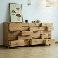 Commode de rangement de luxe antique avec panneaux en bois massif pour salon