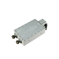 Amplificateurs RF LNB Ku-Band personnalisables PINNACLE avec une plage de 10,7 GHz à 12,75 GHz, gain de 60 dB, alimentation CC 12-18 V pour des systèmes radar améliorés