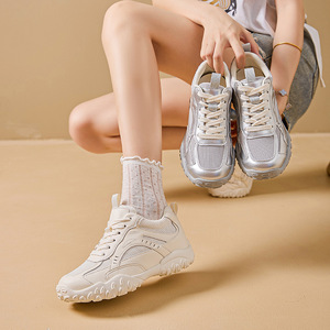 Zapatos casuales modelo Primavera 2026 - transpirables, sencillos, de lona, estilo delgado, versátiles, modernos, retro, ligeros - Product Image 2