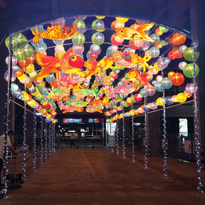 Faroles de Peces Hechos a Mano para Interiores y Exteriores, Decoración Tradicional China para Festivales, Arco para Puertas de Restaurantes y Parques - Product Image 1