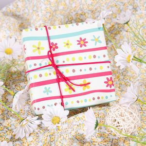 Rouleau de papier d'emballage de fleur de Valentine | Papier d'art de luxe 80gsm 43x300cm | Emballage cadeau personnalisé en gros en vrac - Product Image 5